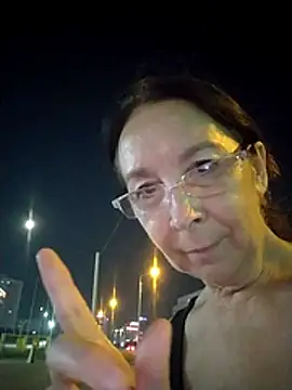 Czat XXX na żywo – Celine_Faer1
