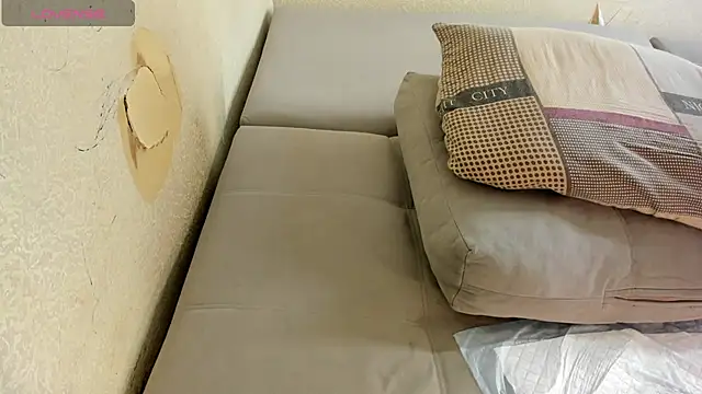 Browni_Kiss live XXX chat
