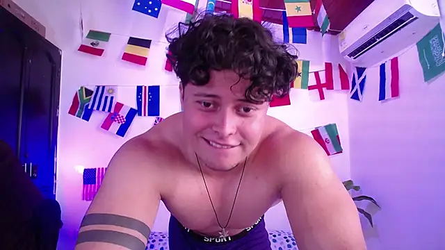 XXX chat uživo modela fucking_bear_
