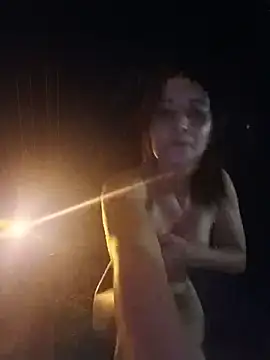 Alina03210 – Kamerová šou