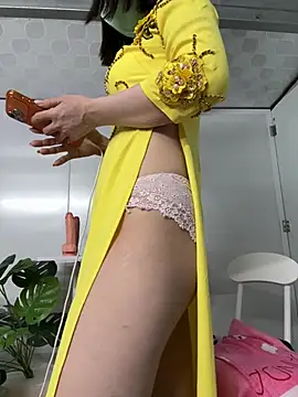 Nana-19 live XXX chat