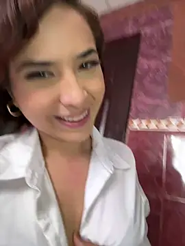 แชท XXX สดของ LadyScarlett_