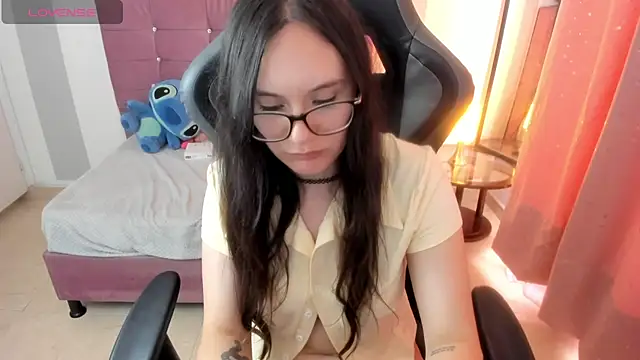 Chat +18 de Wanda_sg ao vivo
