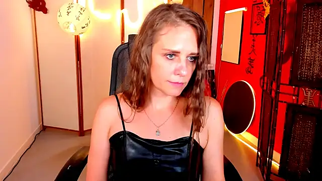 EmiliaBedy live XXX chat