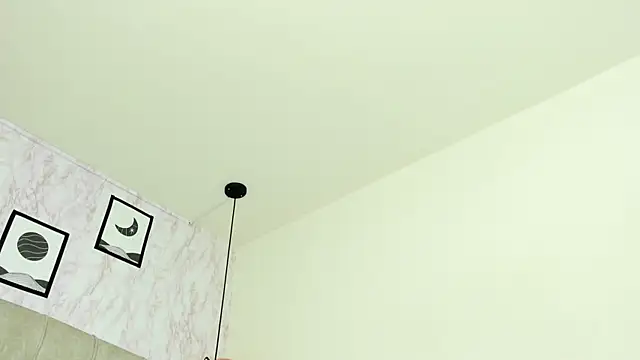 Raichell_ live XXX chat
