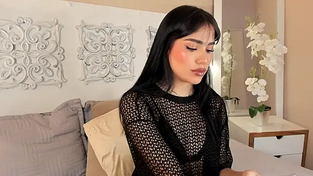 AlmaBlaze live XXX chat
