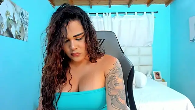 shadia-orozco live XXX chat