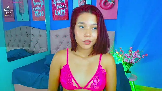 MaddyTaylor Live XXX-Chat