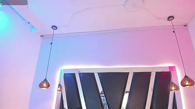 antonelllepiercee XXX чат на живо