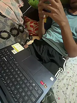 samyuthtwink's Live XXX Chat