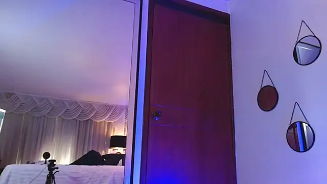 XXX chat uživo modela IsabelleDaza