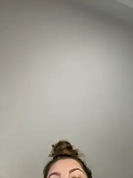 violetaurora95 XXX чат на живо
