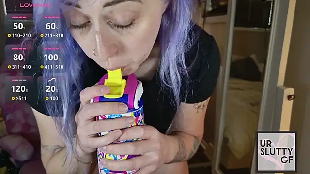 ursluttygf's Webcam Show