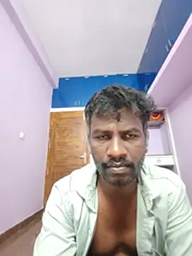 Paramkeerthi's Live XXX Chat