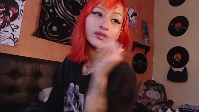 צ'אט XXX בשידור חי של Layla_quinn