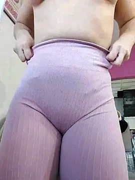 cositarica2555 Adlı Modelin Canlı XXX Sohbeti