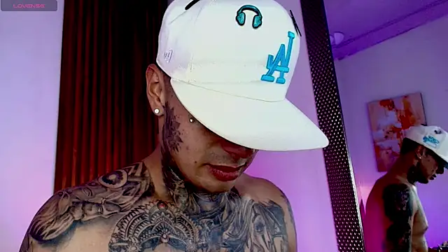 Liam_Ink live XXX chat