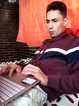 MateoCollins2026 现场XXX聊天