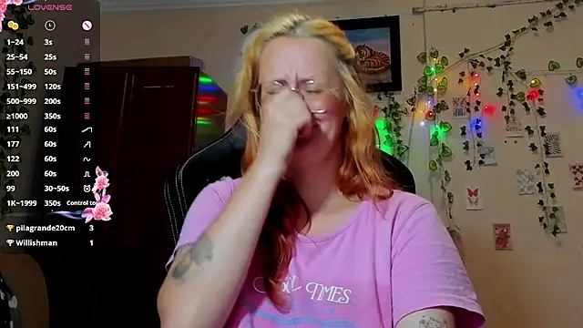 KrisTyBooBsin live XXX chat