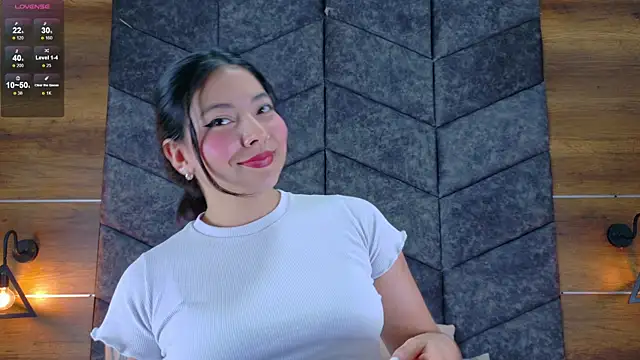 AnnieRouse__ live XXX chat