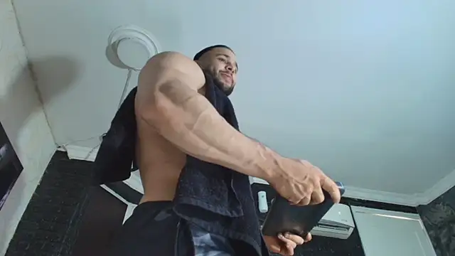 Czat XXX na żywo – AlexLenox_