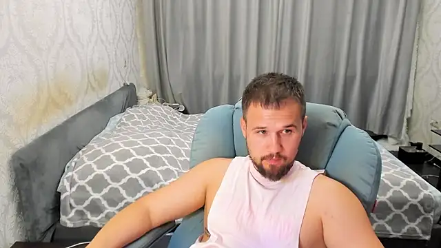 Vladik_b Adlı Modelin Web Kamerası Şovu