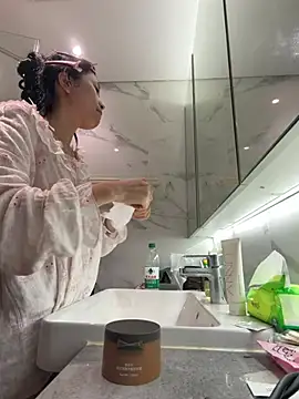 wanwan-baobei's Live XXX Chat