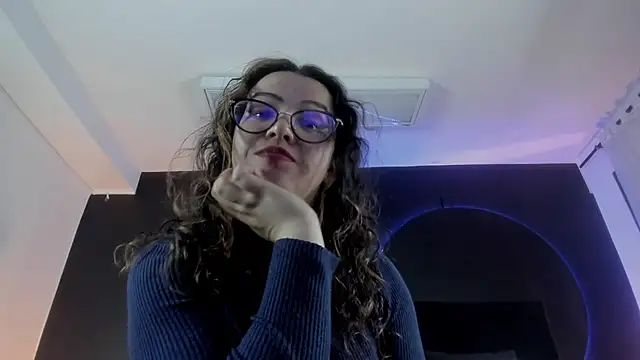 _Jade_16 Live XXX-Chat