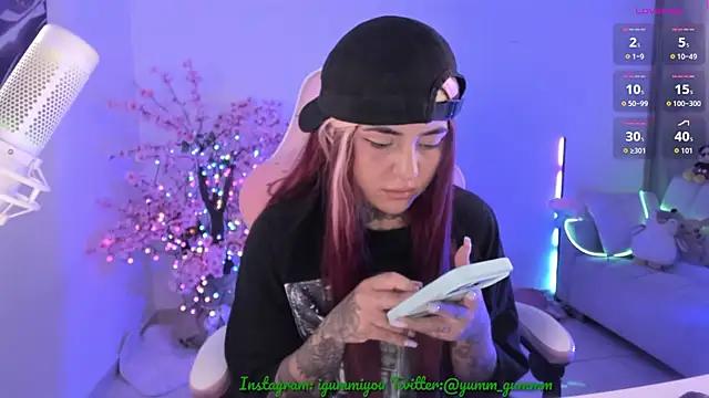 cute_catlyn 即時 XXX 聊天