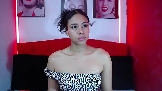 Tiana_Ebony18 live XXX chat