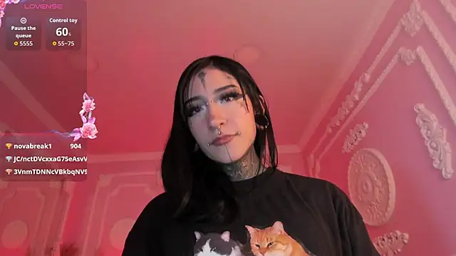Kat_VonDeのライブXXXチャット