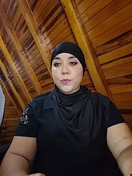 AmbarBurhan Adlı Modelin Canlı XXX Sohbeti