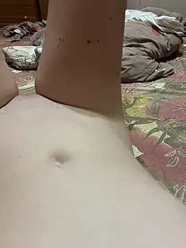 JuicyGamess' Webcam Show