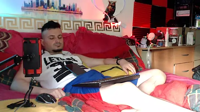 Hugec0ck007 Chat XXX live