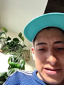 Tiger_cryad Chat XXX in diretta