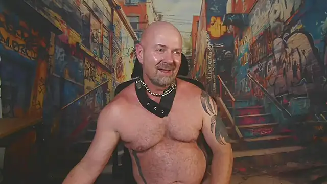 ManlyPrisonGuy Chat XXX live