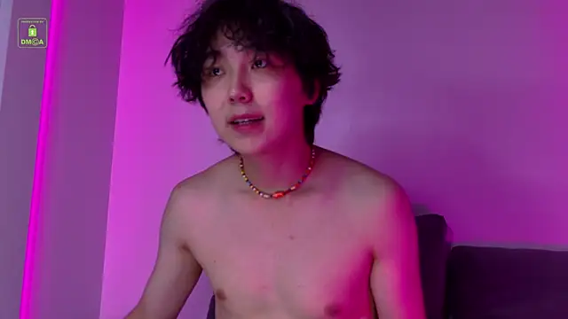 HeejinWang élő XXX-chatje