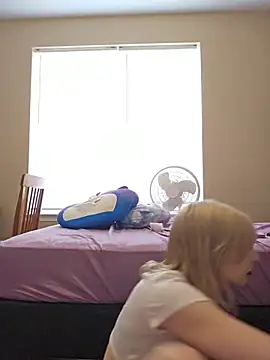 AmethystFoxx Chat XXX live