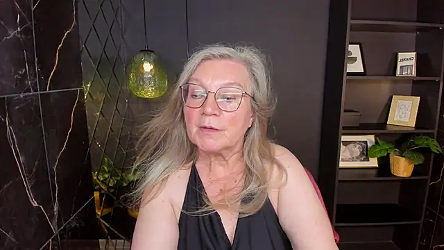 NataliMellow's Live XXX Chat