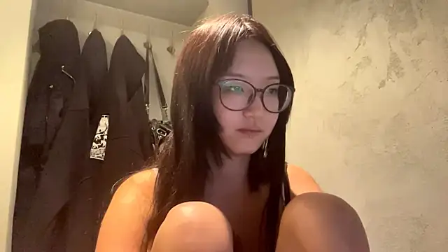 neonami Adlı Modelin Canlı XXX Sohbeti