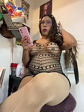 Chat +18 de GoddessAlix ao vivo