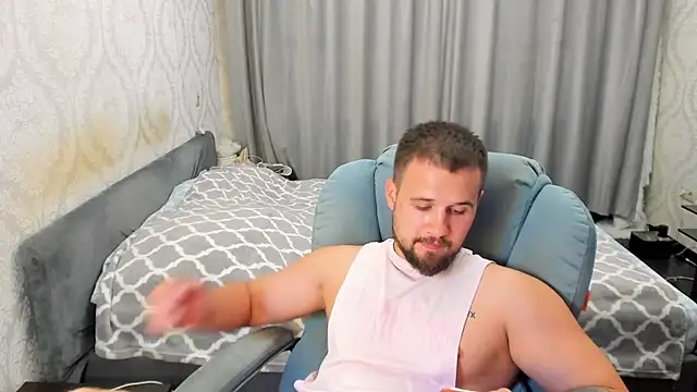 Vladik_b Live XXX-chat