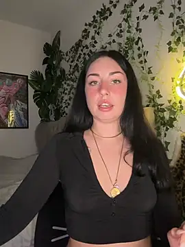Онлайн чат XXX Estherjizz