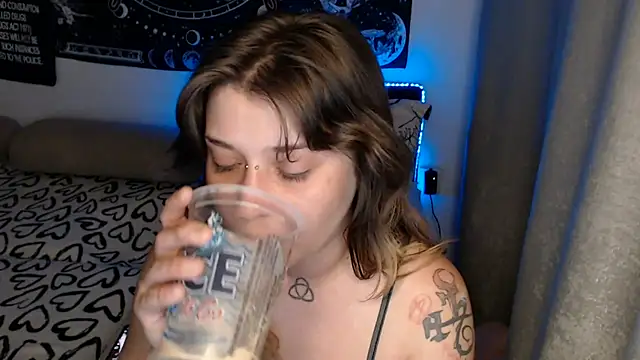 Chat XXX en directo de AlienforTwenty