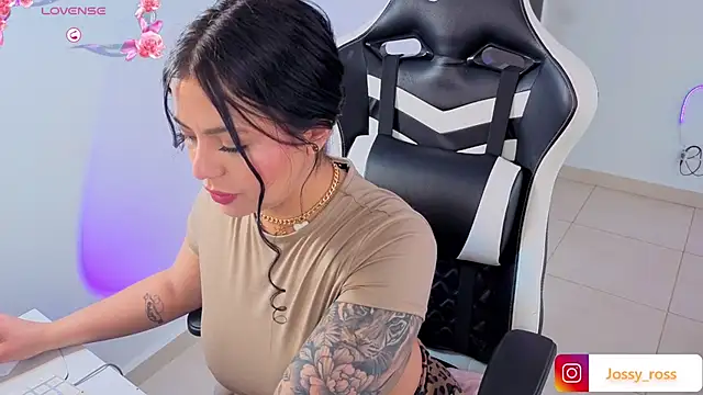 Victoryyy_ Chat XXX in diretta