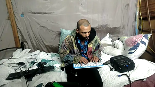 Chat +18 de Camodick ao vivo