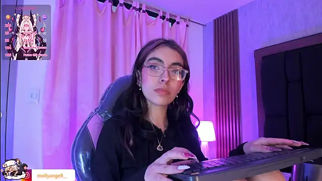 Chat +18 de Molly_A ao vivo