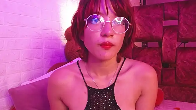 Scarlett_Squeritt live XXX chat