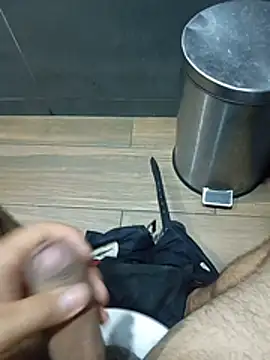 HotC1991 Live XXX-Chat