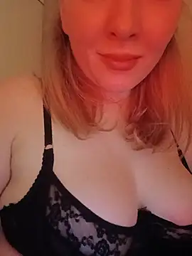 Katy_Brie Live XXX-chat